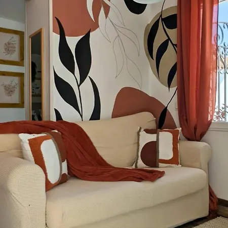 La Salamandre De L Olivier - Le Cedre Bleu Vakantiehuis Aubignosc